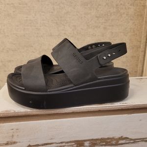 Crocs "Brooklyn" platform wedge, black, LIKE NEW!